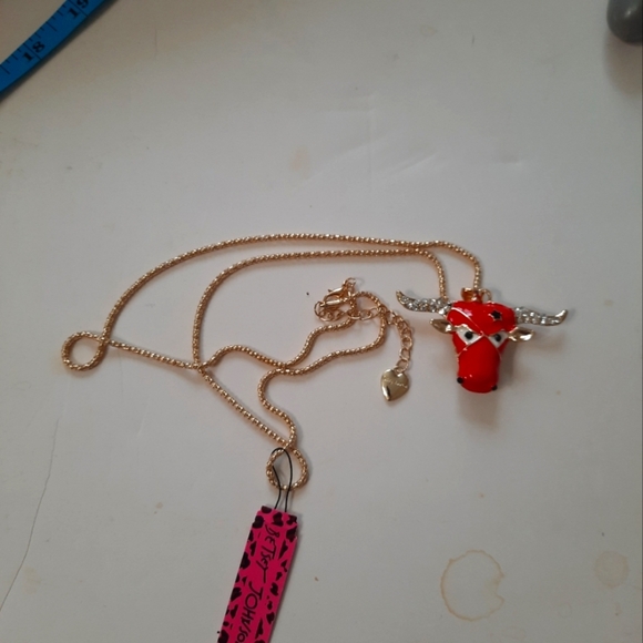 Red Bull Pendant with Gold Accents New Necklace Betsey Johnson - Picture 8 of 9